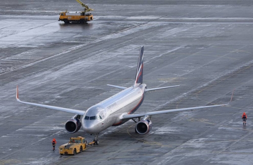 
В Красноярске экстренно сел пассажирский самолет
