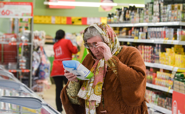 Бизнес предложил выплаты на продукты нуждающимся вместо регулирования цен