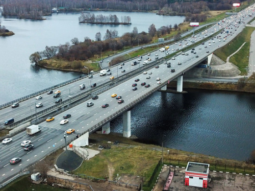 Автомобилисты обеспокоены, что реконструкция МКАД повысит аварийность