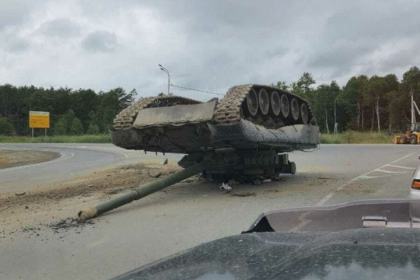 В Южно Сахалинске военные потеряли танк