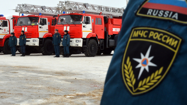 Два человека погибли при пожаре в нежилом здании в Красной Поляне