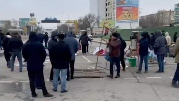 Власти Казахстана заморозили тарифы на услуги ЖКХ на полгода