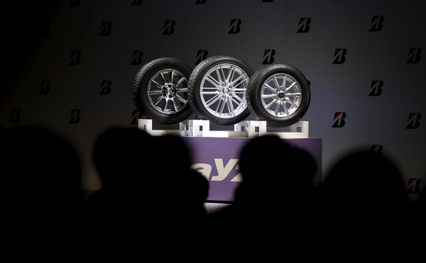 
                    Японский производитель шин Bridgestone продаст российский бизнес

                