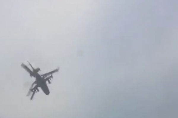 Погоня российского Ка-52 за украинским Ми-8 попала на видео