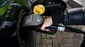 Нефтяники могут выплатить в бюджет почти 16 млрд рублей по демпферу на бензин