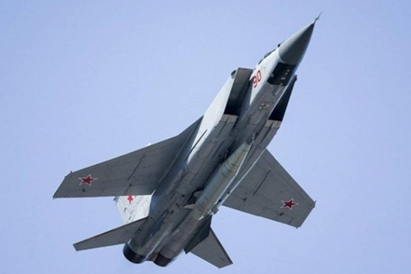 В Белоруссию прибыли три истребителя-перехватчика МиГ-31, способные нести гиперзвуковые ракеты «Кинжал»