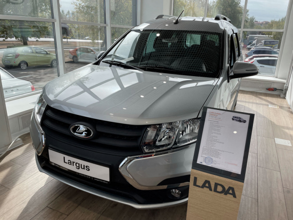             Дефицит Lada с ABS и новый Aurus Komendant. Главные новости недели        