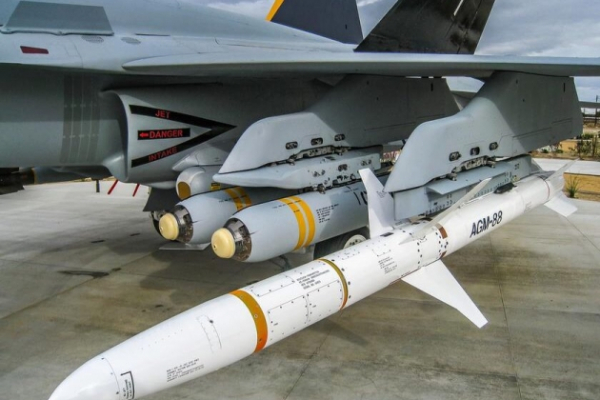 Над Белгородской областью сбиты четыре американские противорадиолокационные ракеты HARM