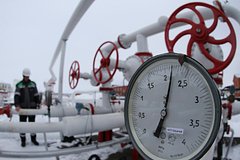 Власти Украины предложили снизить потолок цен на нефть в два раза