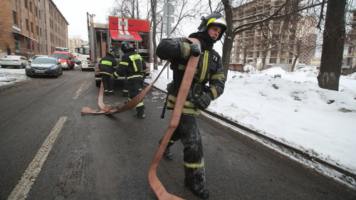 Пожар на складе на северо-востоке Москвы потушен
