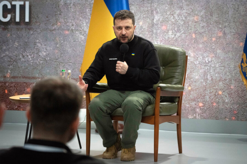 «Есть военные шаги. Мы готовы». Зеленский напомнил о правах Украины на Крым 