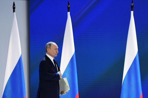 «Специфика нынешнего момента». Песков рассказал, о чем будет послание Путина Федеральному собранию 