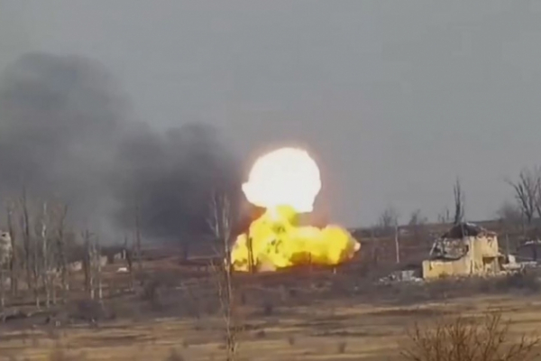 Российские десантники точным выстрелом из ПТРК уничтожили украинский танк на окраине Угледара