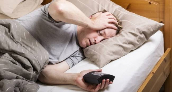 Как связаны высокое давление и недостаток сна
