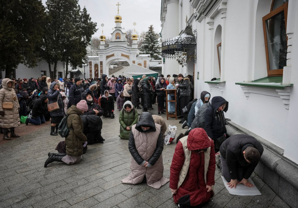 «Разгром православия — это вопрос времени» Почему власти Украины решили выселить монахов из Киево-Печерской лавры?