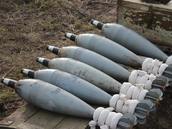 Сербия передает Украине тысячи минометных боеприпасов. Ранее Вучич заявил об “историческом союзе” с США (ФОТО)