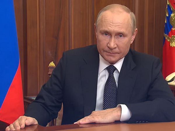 Путин выступит с обращением на фоне сообщений о вооруженном мятеже Пригожина