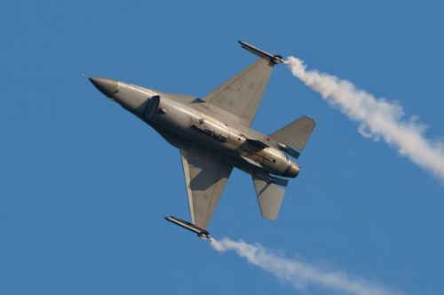 
        CNBC: истребители F-16 не станут «серебряной пулей» для ВСУ            