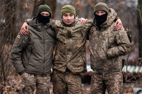 
        Цацки карателей.        Украина вручает медали с символикой зондеркоманды Гитлера    