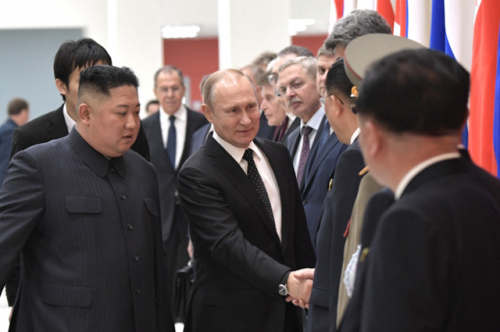 
        Владимир Путин и Ким Чен Ын могут обсудить санкции СБ ООН против КНДР            
