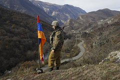 Карабах капитулировал перед Азербайджаном. Почему Армения сдала земли, за которые воевала 30 лет?