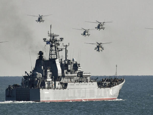 В Черном море идет бой ЧМФ РФ и диверсантов ВСУ