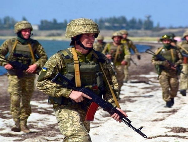 ВСУ стянули резервы морской пехоты к правому берегу Днепра (ВИДЕО)