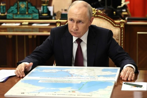 
        CNN: стратегия Путина на истощение Запада сработала            
