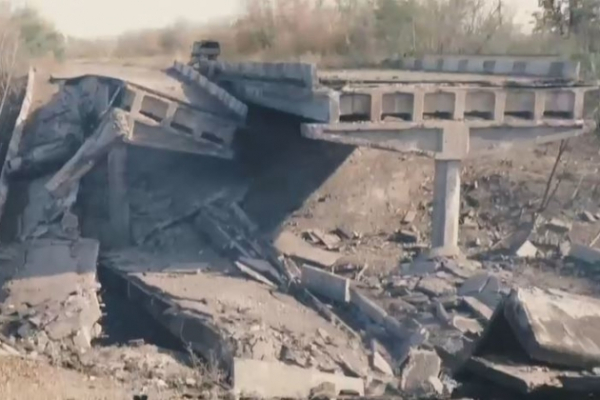 ВСУ уничтожили мост на трассе Горловка – Ясиноватая