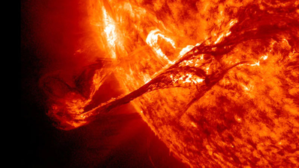 Активность Солнца достигнет пика к середине 2024 года, и учёные не знают почему 