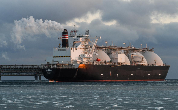 
                    Нефтегазовые дополнительные доходы превысили план на 38 млрд руб.

                