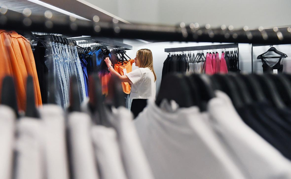 
                    Открывшиеся на месте Zara магазины закончили год с убытком на ₽5,4 млрд

                