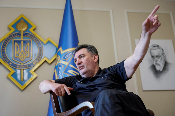 «Серый кардинал политики» Глава офиса Зеленского решил стать человеком номер один на Украине. Чем известен Андрей Ермак?